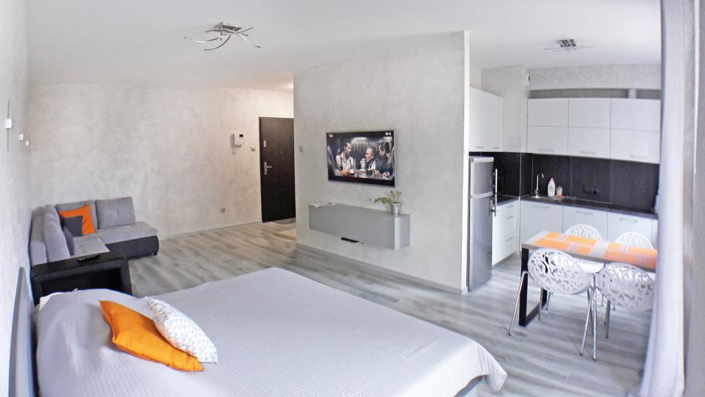 Art Apartments Breslavia Esterno foto